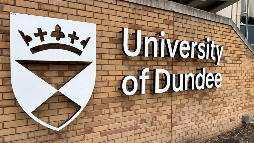 Case Study: University of Dundee - Mobile Connectivity Solution building exterior